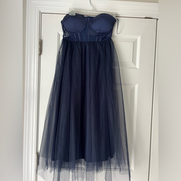 kennedy blue bridesmaid dresses Caroline Dress Black Lace Halterneck Mini Tulle Wedding Dress Size:42x29 Slim